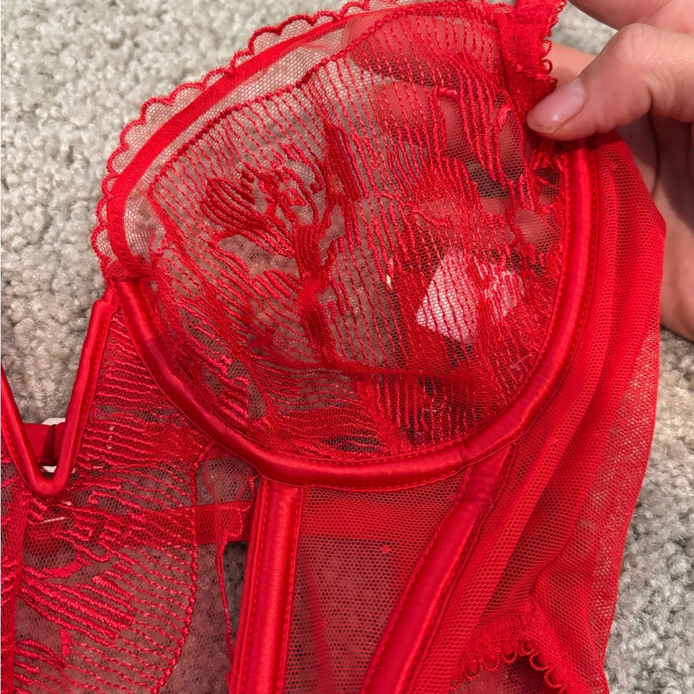 Mila lounge Lace Bodysuit - Picture 4 of 9